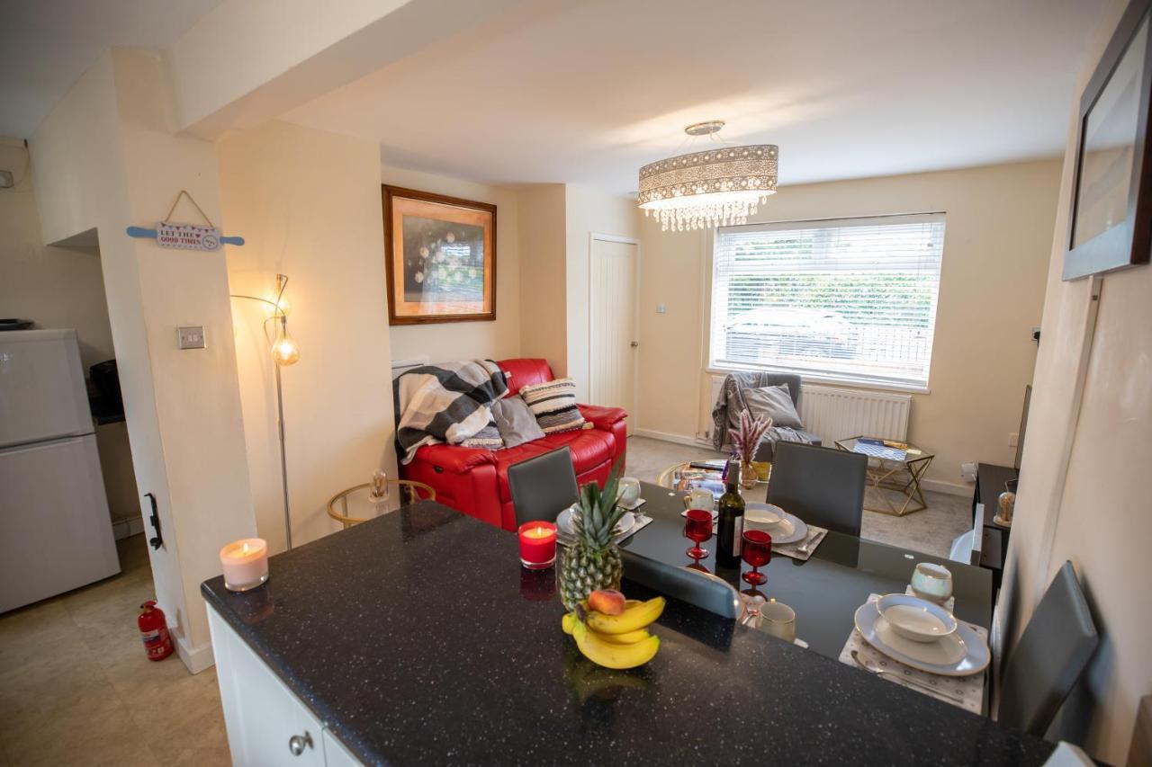 Og Stays Ii- 3Bedroom House Near Nissan & Stadium, Free Parking Sunderland  Exterior foto